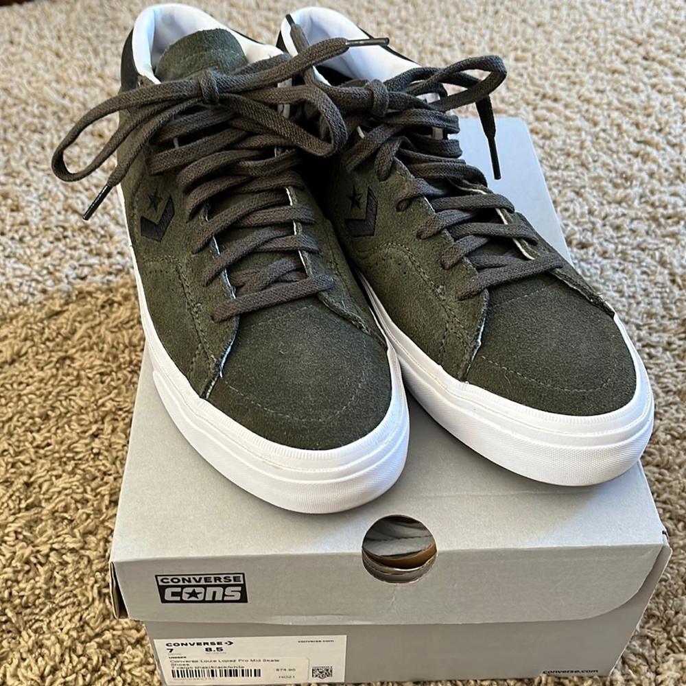 Converse Louie Lopez pro mid skate shoe. Mens size 7. Cargo khaki color.